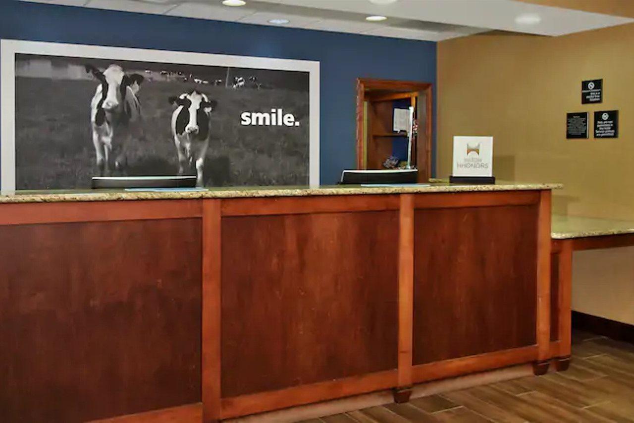 Hampton Inn & Suites Madisonville Exterior foto